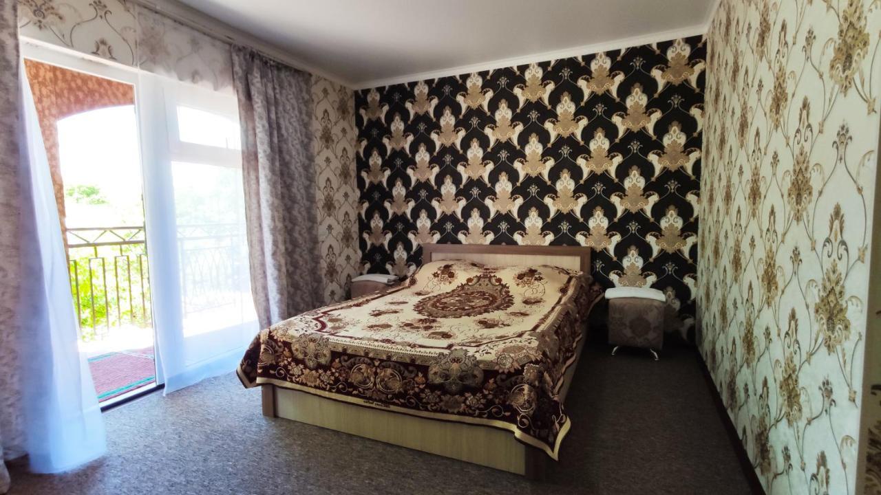 Hotel Natalia Kaji-Say Екстериор снимка