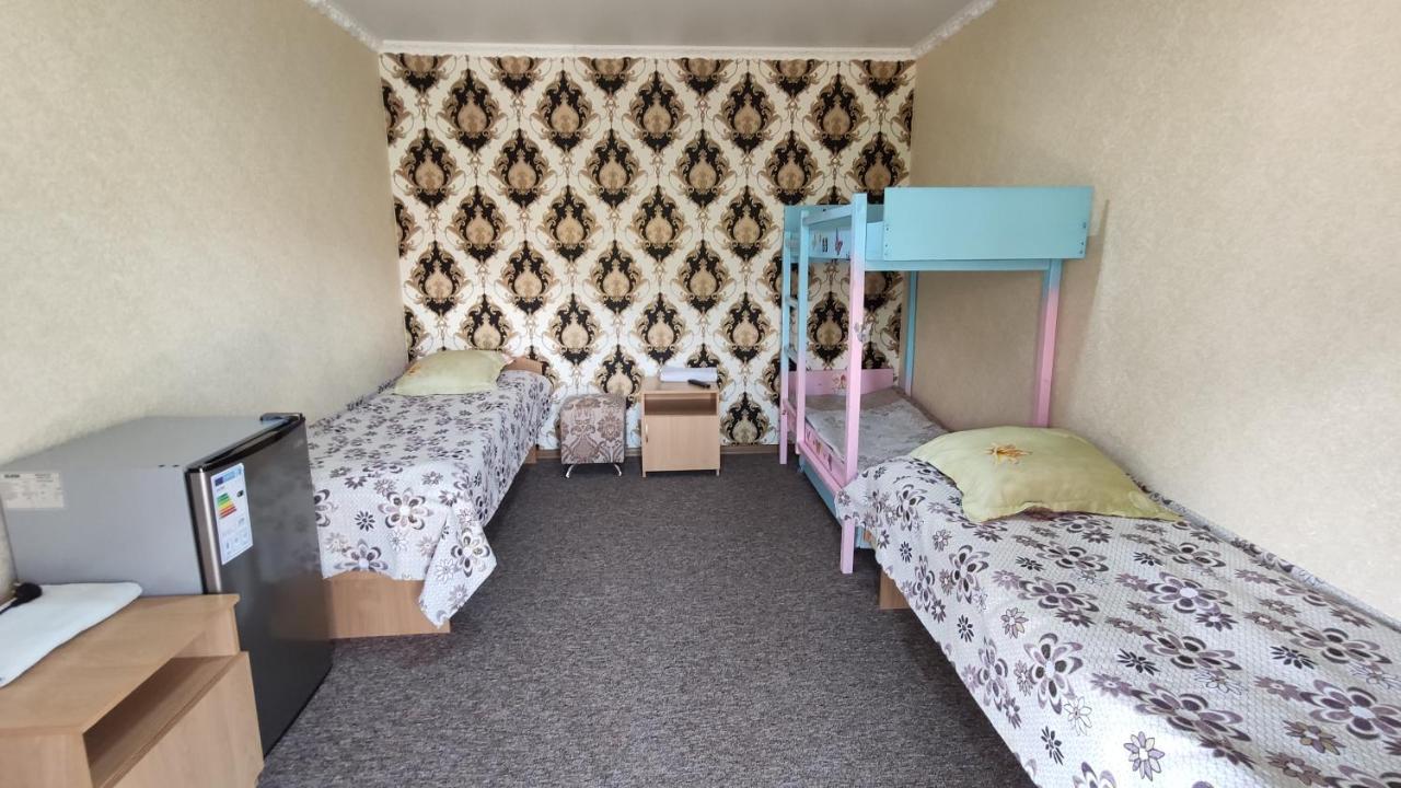Hotel Natalia Kaji-Say Екстериор снимка