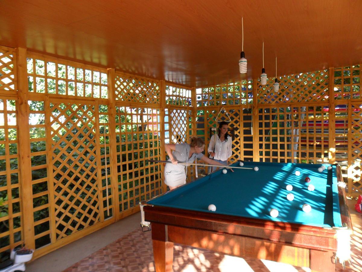 Hotel Natalia Kaji-Say Екстериор снимка