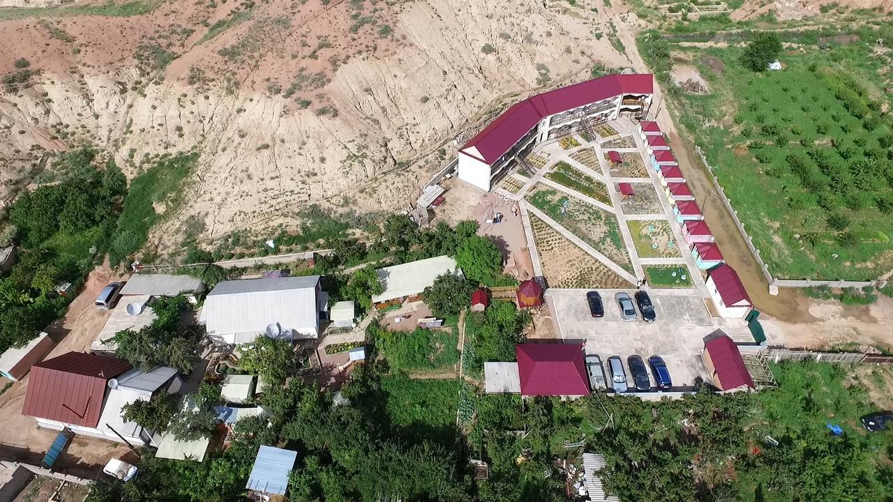 Hotel Natalia Kaji-Say Екстериор снимка