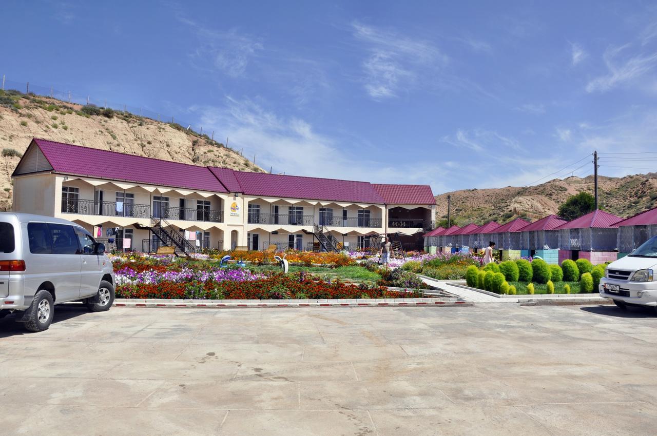Hotel Natalia Kaji-Say Екстериор снимка
